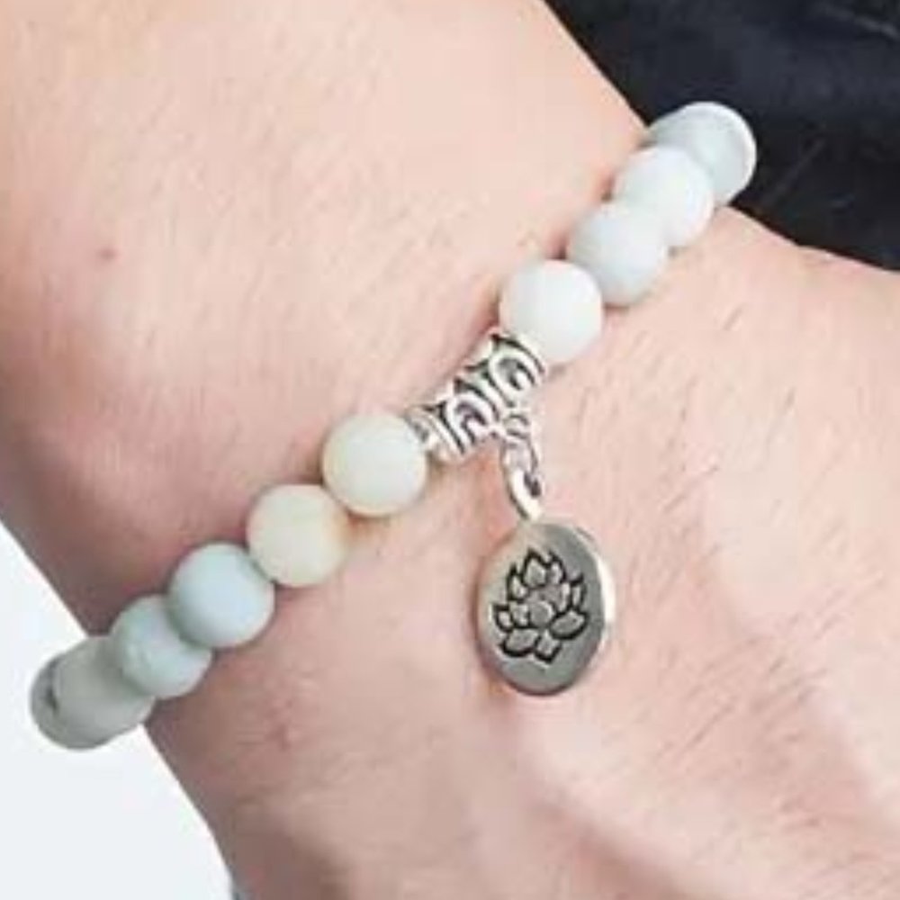 AMAZONITE STONE BEADS & SILVERY LOTUS BLOSSOM CHARM BRACELET 40 B - Picture 3 of 3